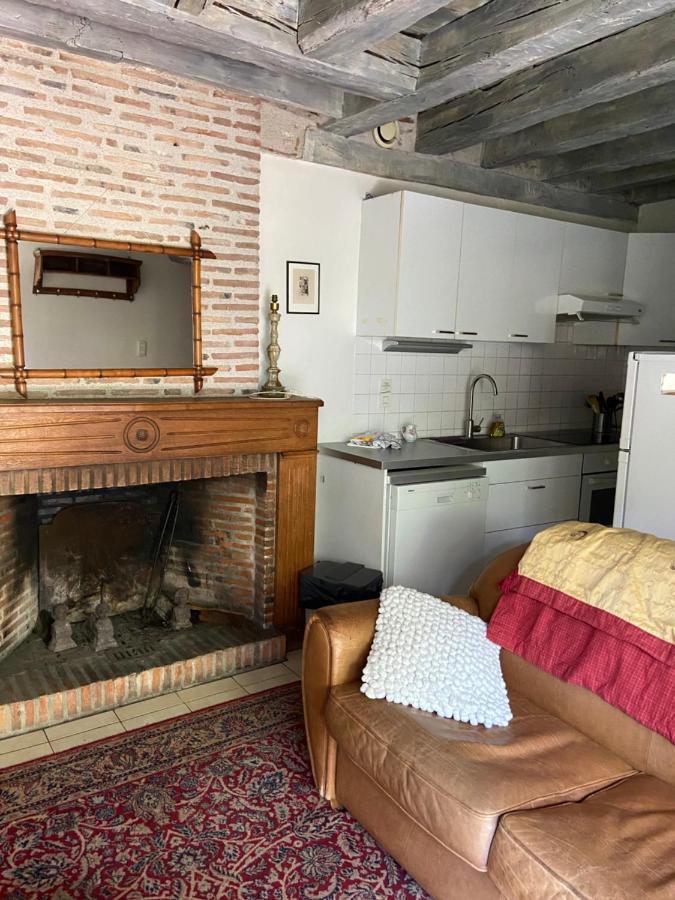 Gites « Le Clos Saint Hilaire » Mer Kültér fotó